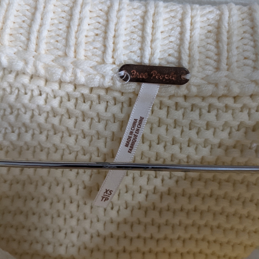 NEW Free People Dream Cable Crewneck Sweater In Cream - Picture 5 of 8